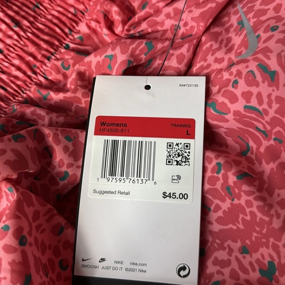 Nike Pink Athletic Shorts High-Waisted Relaxed Fit 3”dri fit loose fit - Picture 4 of 4